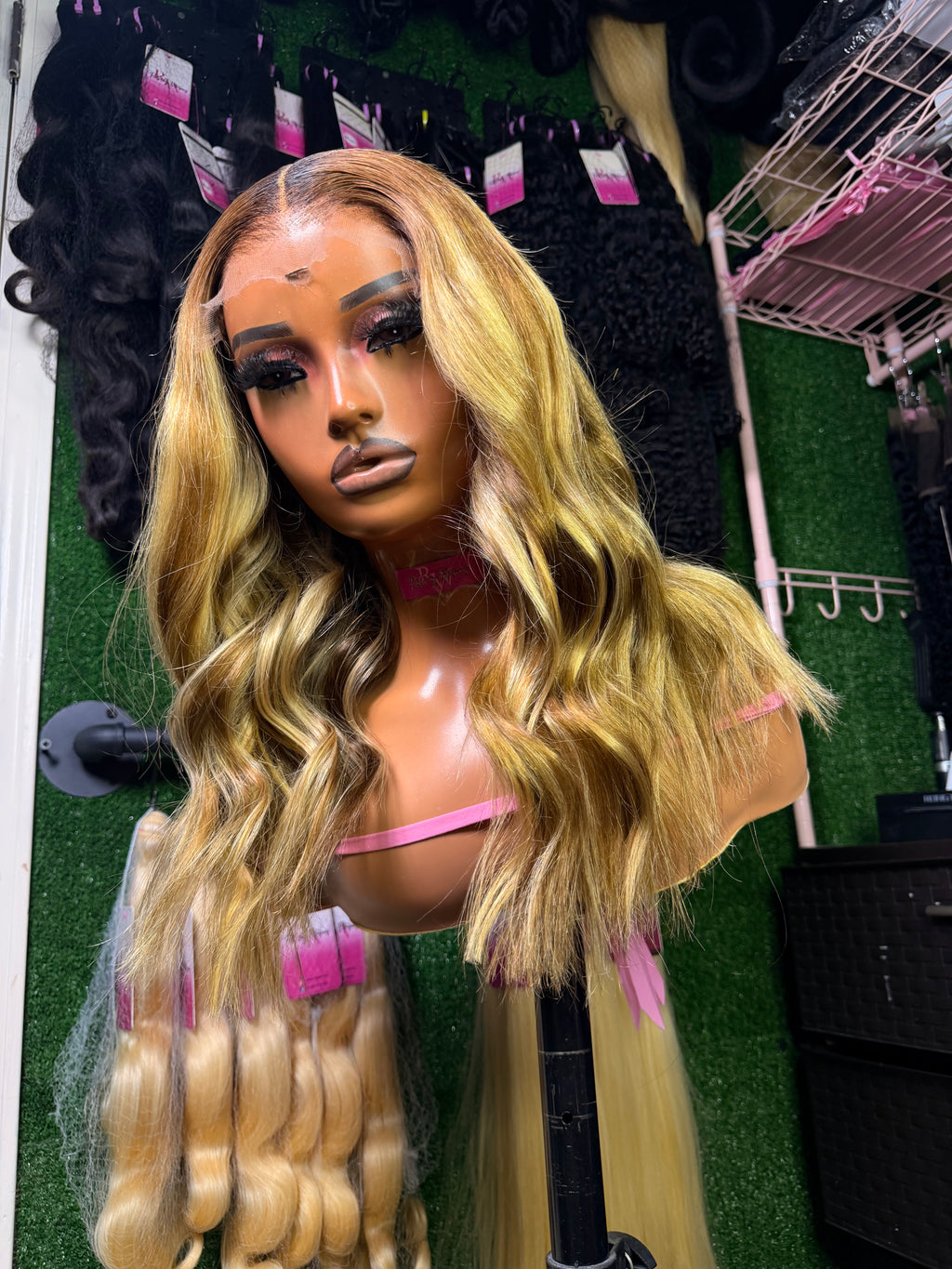 Mini Messy Vanilla Swirl - READY TO SHIP x WEAR