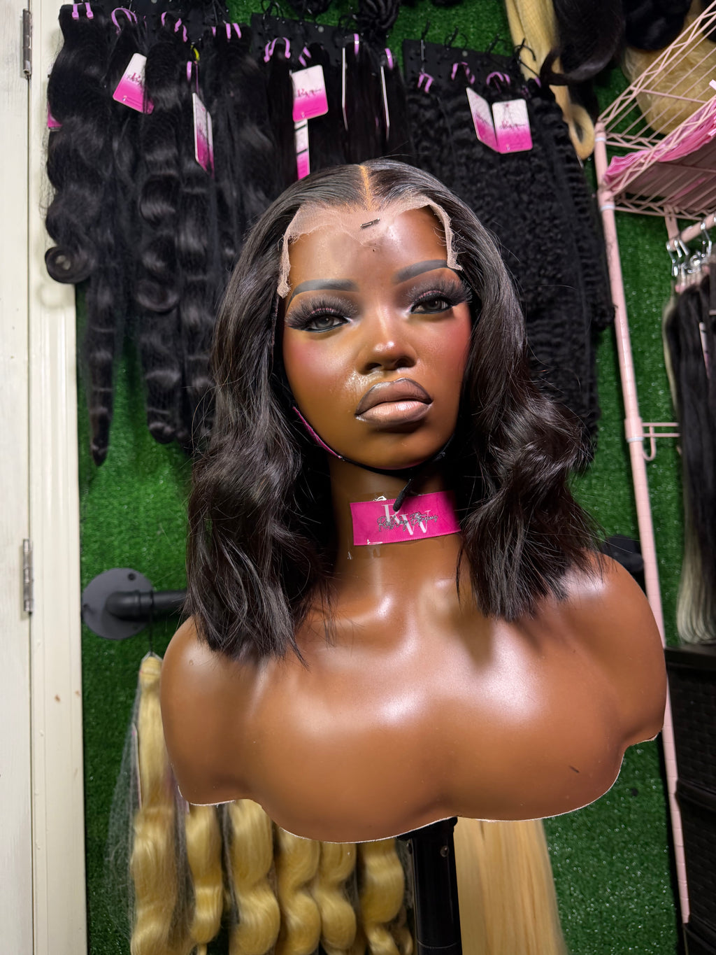 Messy Bob - READY TO SHIP x WEAR