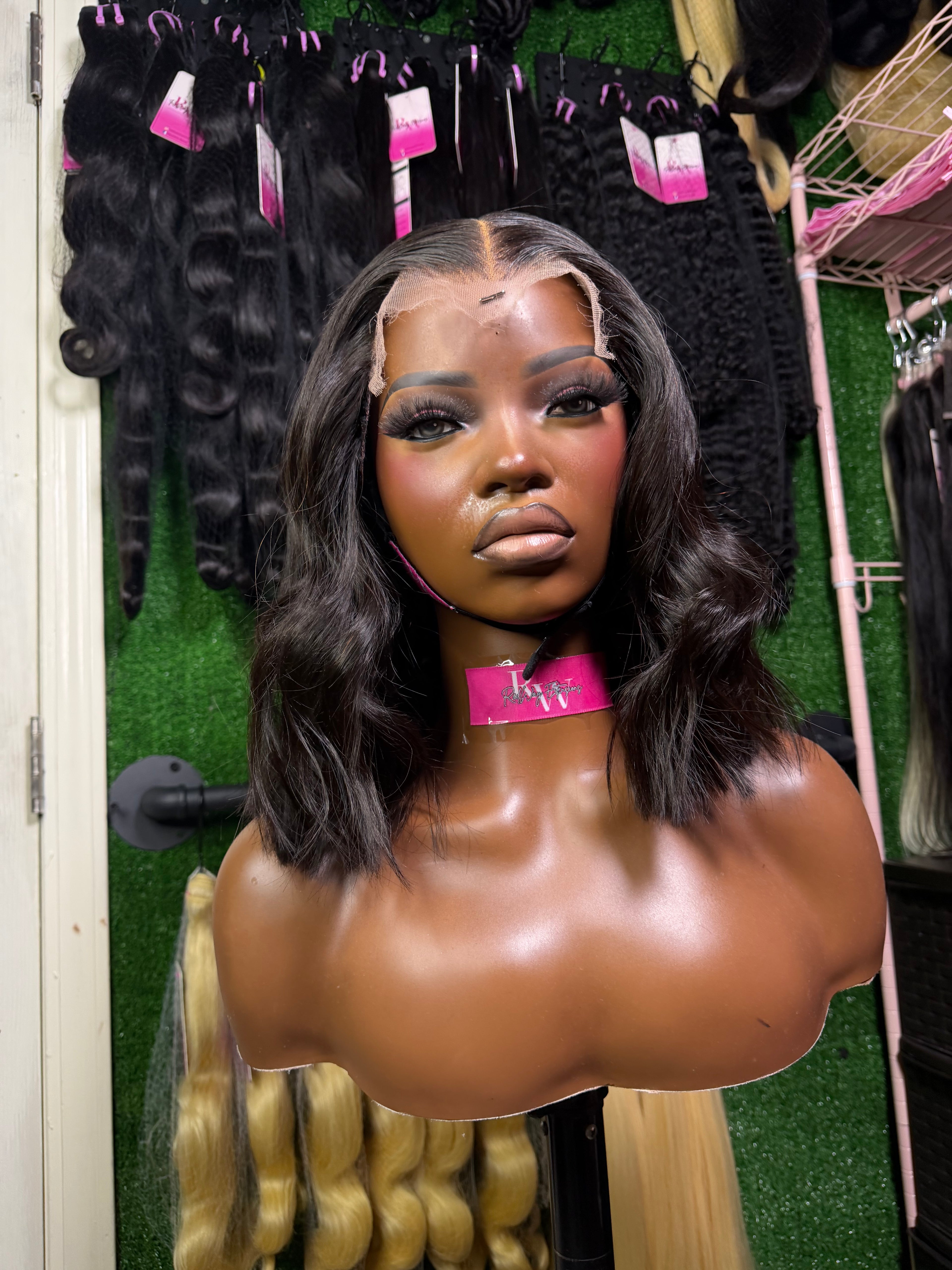 Messy Bob - READY TO SHIP x WEAR